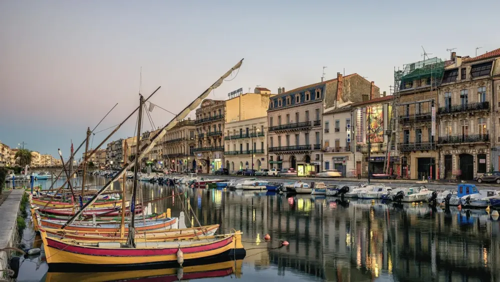 Catalan boats in the Canal de Sète (Hérault, France).